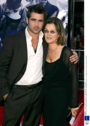 Колин Фаррелл (Colin Farrell) premiera "Miami Vice" in LA, 20.07.2006 "Rexfeatures" (112xHQ) 545L2tNq