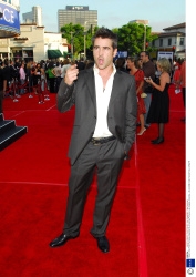 Колин Фаррелл (Colin Farrell) premiera "Miami Vice" in LA, 20.07.2006 "Rexfeatures" (112xHQ) 8jsIdrE4